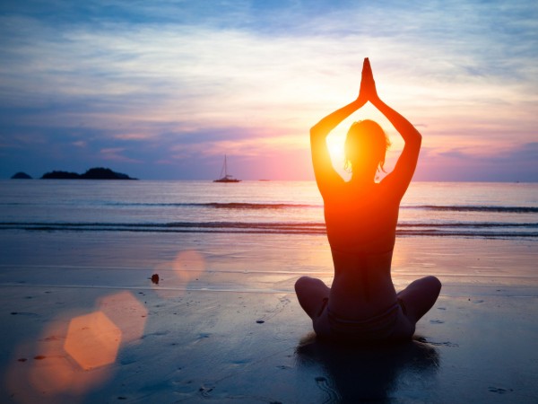 beach-yoga